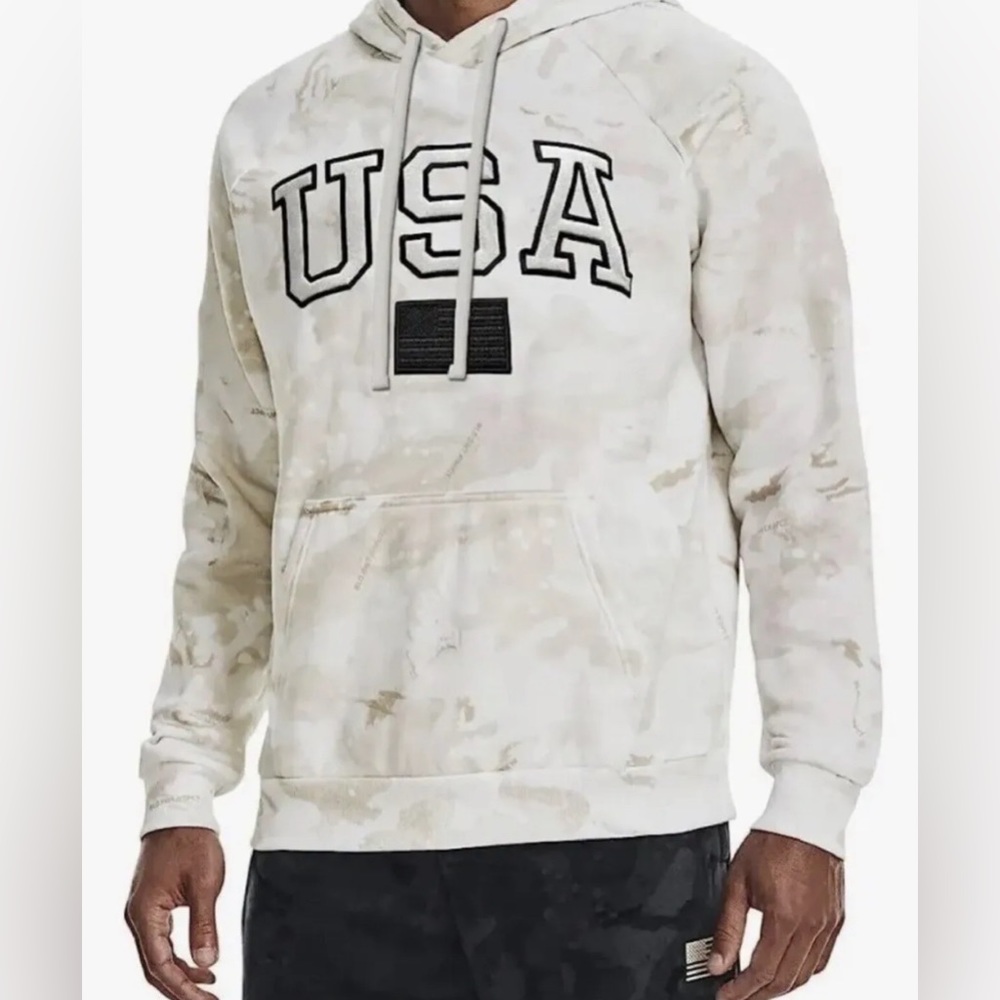 Under Armour Project Rock Veteran's Day Men's Camo Pullover Hoodie Size LG